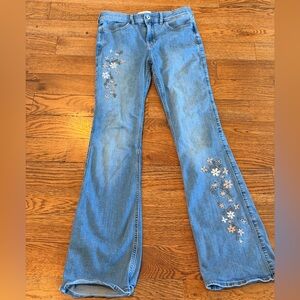 Abercrombie Kids Blue Jeans with Floral Embroidery